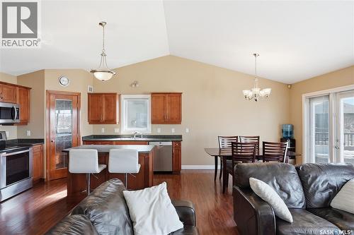 102 Keedwell Street, Saskatoon, SK - Indoor