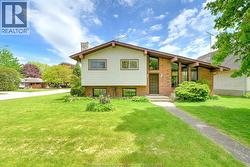 204 PEARSON DRIVE Harrow, ON N0R 1G0
