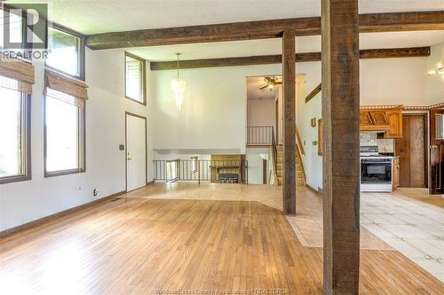 204 Pearson Drive, Harrow, ON - Indoor Photo Showing Other Room