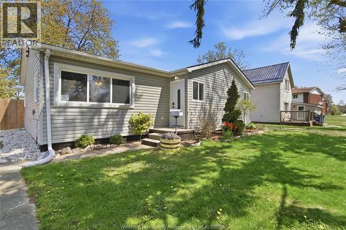 240 LAKEVIEW AVENUE  Kingsville, ON N9Y 1N9