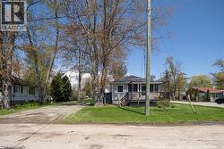 21 FERRIS Street Turkey Point, ON N0E 1W0