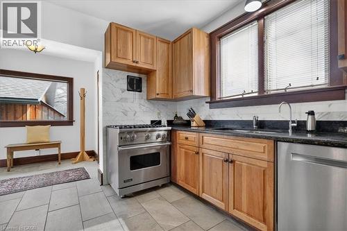859 Queen'S Boulevard, Kitchener, ON 