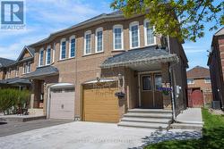 36 HERKES DRIVE Brampton, ON L6Y 4Z2