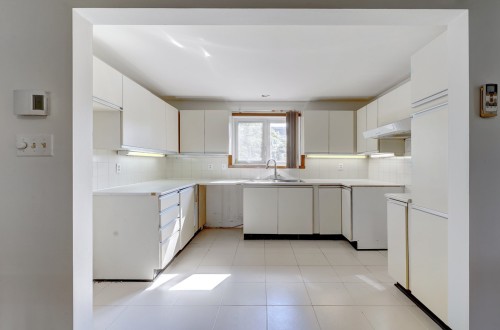 Cuisine - 1740 Rue Tahiti, Brossard, QC - Indoor Photo Showing Kitchen