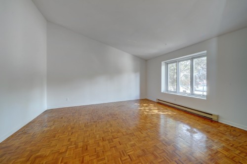 Chambre à coucher - 1740 Rue Tahiti, Brossard, QC - Indoor Photo Showing Other Room