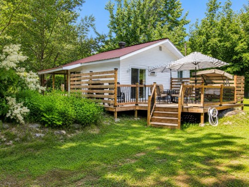 Vue d'ensemble - 1874 Ch. Roméo-Lapierre, Saint-Lin/Laurentides, QC - Outdoor With Deck Patio Veranda