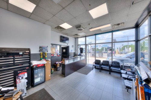 Interior - 3640 Boul. St-Martin O., Laval (Chomedey), QC 