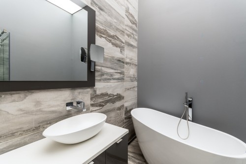 Bathroom - Ph4-1045 Rue Wellington, Montréal (Le Sud-Ouest), QC - Indoor Photo Showing Bathroom