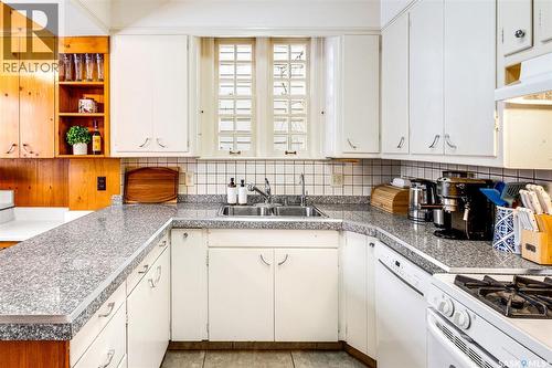 1325 Elliott Street, Saskatoon, SK - Indoor Photo Showing Kitchen With Double Sink