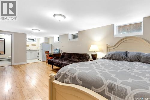 1325 Elliott Street, Saskatoon, SK - Indoor Photo Showing Bedroom