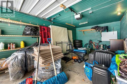1325 Elliott Street, Saskatoon, SK - Indoor