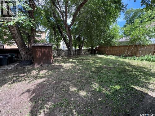 1325 Elliott Street, Saskatoon, SK - Outdoor
