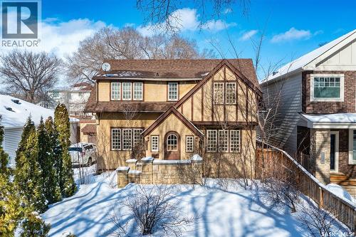 1325 Elliott Street, Saskatoon, SK - Outdoor