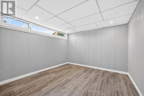 96 Fielding Crescent, Hamilton, ON - Indoor Photo Showing Other Room