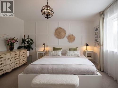 6385 Sutherland Ave, Powell River, BC - Indoor Photo Showing Bedroom