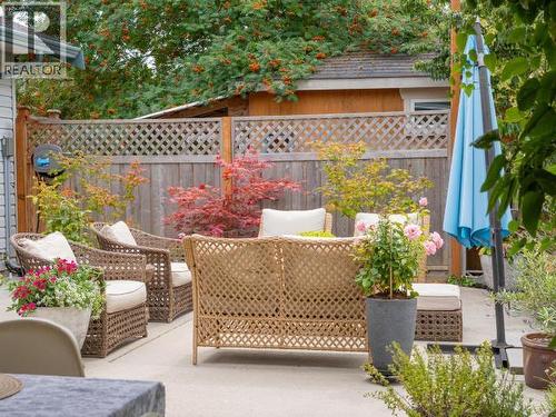 6385 Sutherland Ave, Powell River, BC - Outdoor With Deck Patio Veranda