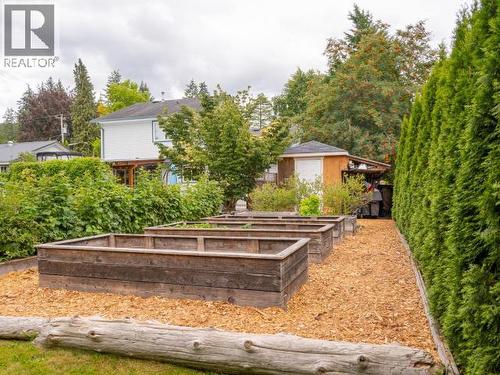6385 Sutherland Ave, Powell River, BC - Outdoor