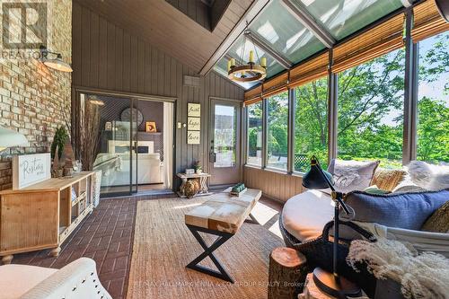 1214 Upton Road, Ottawa, ON - Indoor