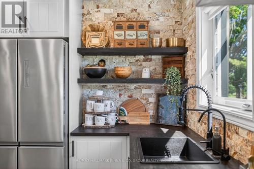 1214 Upton Road, Ottawa, ON - Indoor