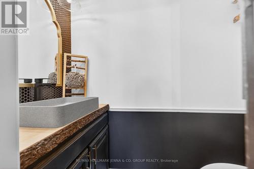 1214 Upton Road, Ottawa, ON - Indoor