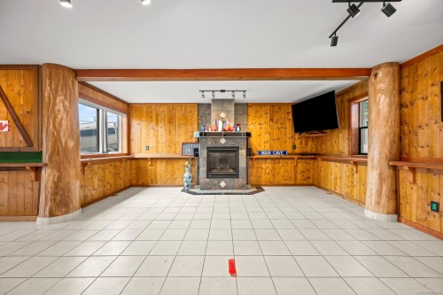 2110 Murrelet Dr, Comox, BC 