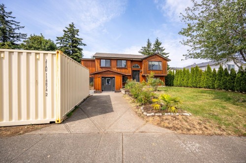 2110 Murrelet Dr, Comox, BC 