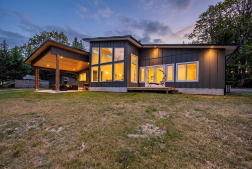 4180 Arnett Rd, Courtenay, BC 