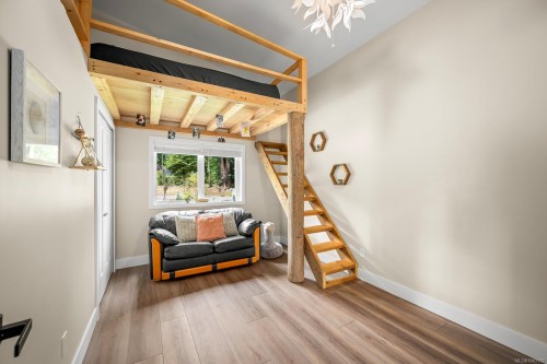 4180 Arnett Rd, Courtenay, BC 