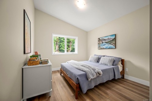 4180 Arnett Rd, Courtenay, BC 