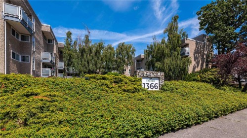 #103-1366 Hillside Ave  Victoria, BC V8T 2B5