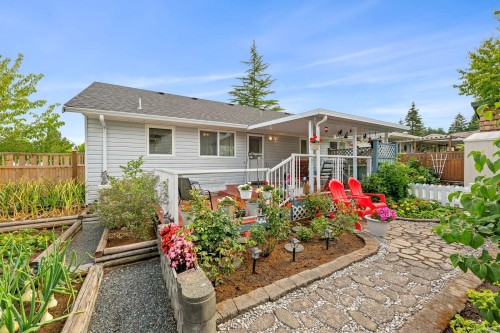 1413 Canso Ave, Comox, BC 