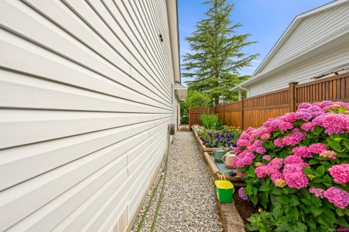 1413 Canso Ave, Comox, BC 