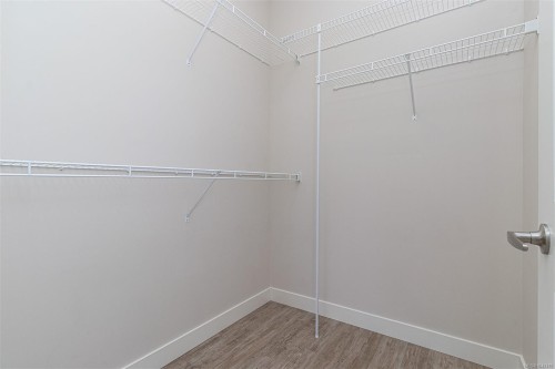 #302-1900 Tulsa Rd, Nanaimo, BC - Indoor With Storage