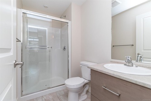 #302-1900 Tulsa Rd, Nanaimo, BC - Indoor Photo Showing Bathroom