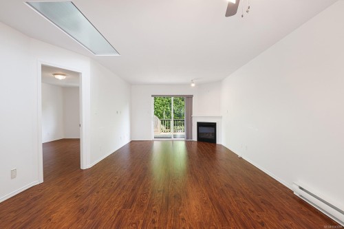 #3-3355 First St, Cumberland, BC 