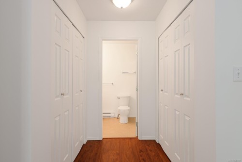 #3-3355 First St, Cumberland, BC 