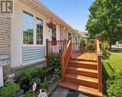 162 Tiffany Street, Cambridge, ON - Outdoor