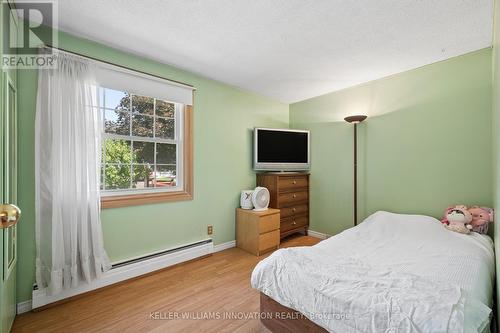 162 Tiffany Street, Cambridge, ON - Indoor Photo Showing Bedroom