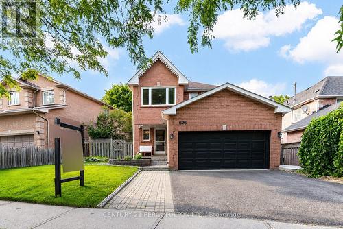 696 LAMOUR ROAD  Pickering, ON L1V 6N9