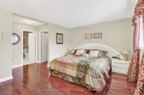 566 Huntington Ridge Drive, Mississauga, ON - Indoor Photo Showing Bedroom