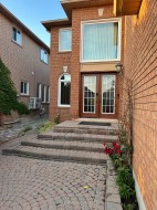 Basement-7171 Terragar Boulevard Mississauga, ON L5N 7N1