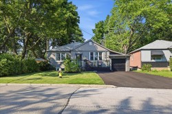 24 Latham Avenue Toronto, ON M1N 1M8