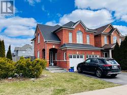 5 MIRANDO STREET Richmond Hill, ON L4S 2W8