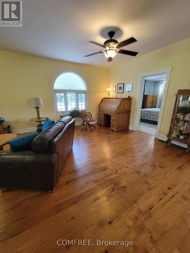 137 St George Street, St. Thomas, ON - Indoor
