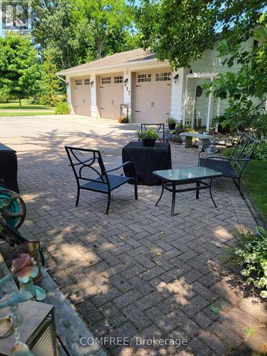 137 St George Street, St. Thomas, ON - Outdoor With Deck Patio Veranda