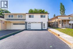 2599 LUNDENE Road  Mississauga, ON L5J 3Y8