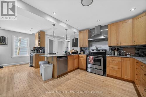 324 Duncairn Avenue, Ottawa, ON - Indoor Photo Showing Kitchen