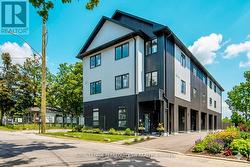 204 - 145 CLAPPERTON STREET  Barrie, ON L4M 3G3