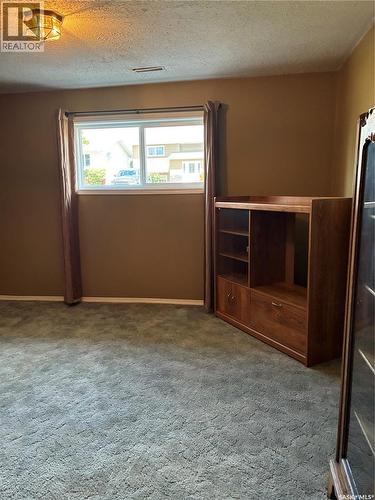 8 Hahn Crescent, Kindersley, SK - Indoor Photo Showing Other Room