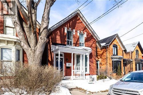 33 Oxford Street, Hamilton, ON - Outdoor With Facade
